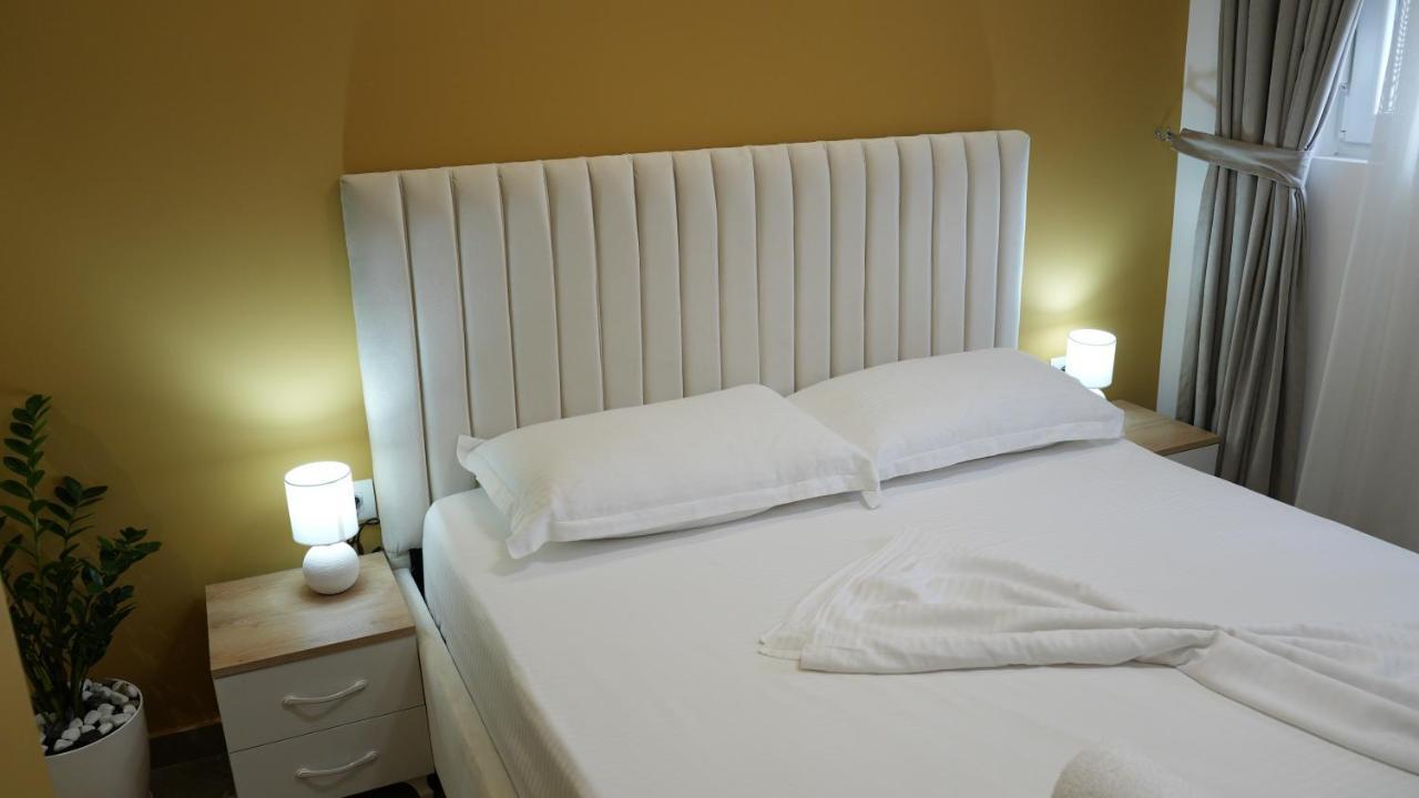 Hotel Luris โกเลม ภายนอก รูปภาพ
