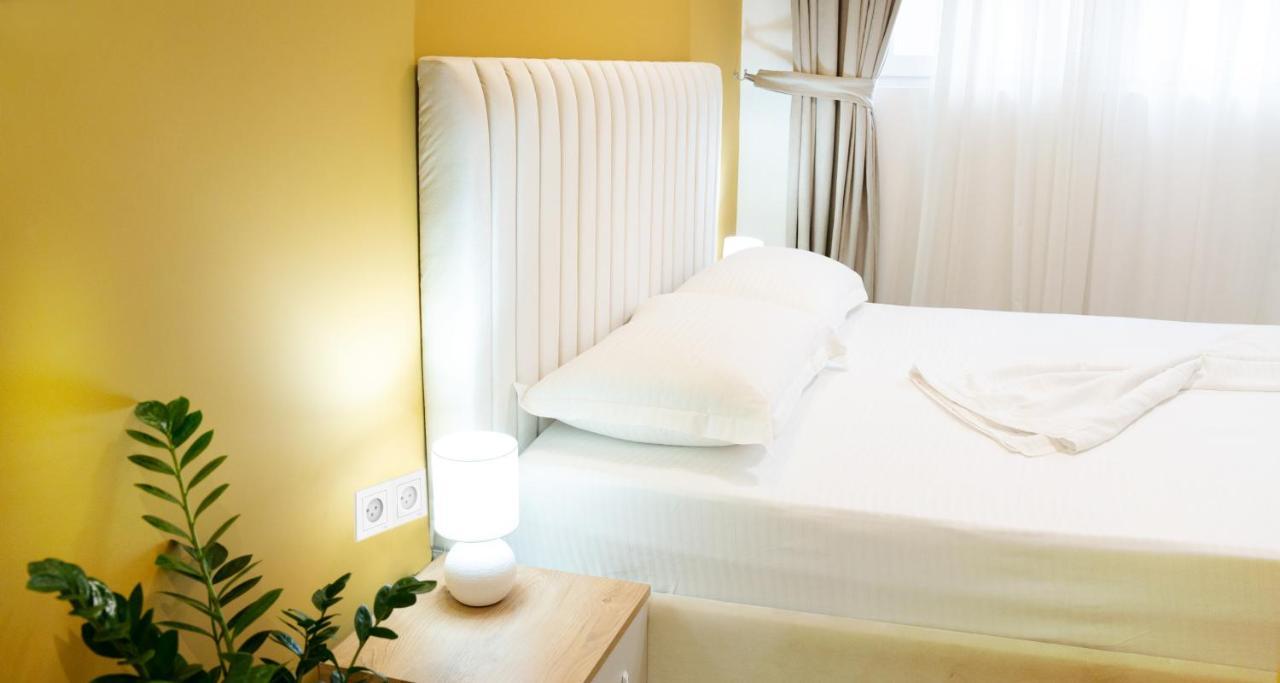 Hotel Luris โกเลม ภายนอก รูปภาพ